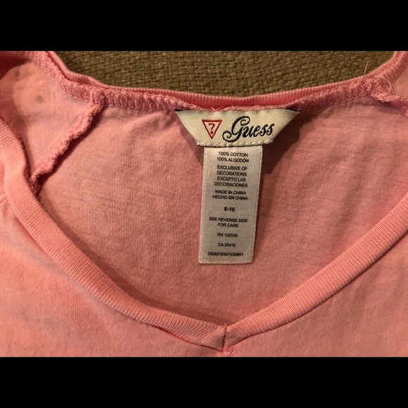 Girls Guess size 8 sequin pink T-shirt very soft - Picture 3 of 3